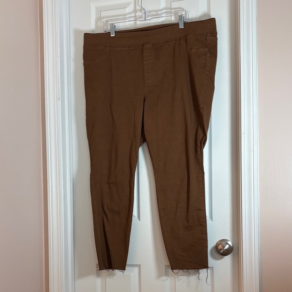 Old Navy Mid-Rise Rockstar Super Skinny Cut-Off Brown Women’s Jeggings- Size 20 - Picture 1 of 4